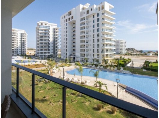 İskele, Boğaz - Caesar Blue' da Full Eşyalı Deniz Manzaralı Geniş Stüdyo Daire! (Acente Ücreti ve Aidat Yok)