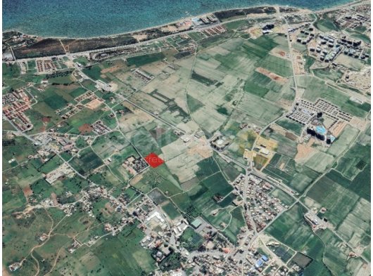 İnşaat Karşılığı Satılık: İskele'de Büyük Net İnşaat Alanına Sahip Arazi!