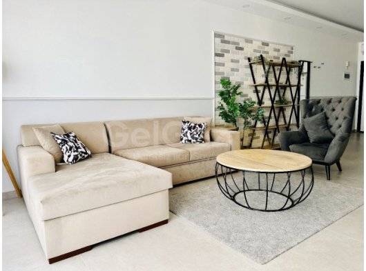 Caesar Blue' da Full Eşyalı Deniz Manzaralı 2+2 Daire! (Acente Ücreti ve Aidat Yok)