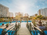 İskele, Long Beach - Caesar Resort & SPA'da Havuz Manzaralı Full Eşyalı Stüdyo Daire