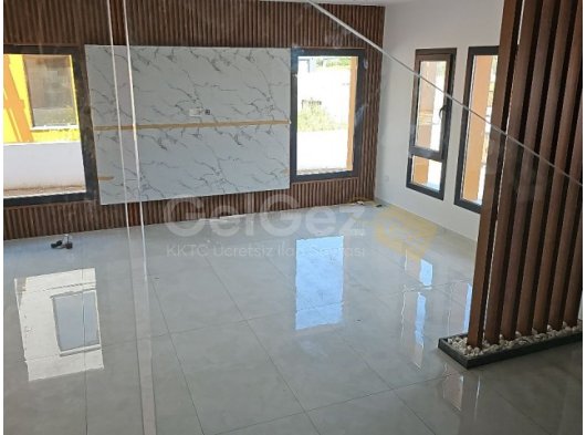 iskele otuken de satilik havuzlu villa