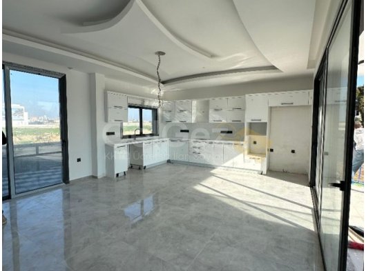 Gazimağusa Salamis bölgesinde denize yakın satılık sıfır lüx villa
