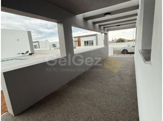 İskele Ötüken de %70 anahtar teslimine kadar, %30 anahtar tesliminden 12 ay sonrasına kadar ödeme kolaylığı olan satılık lüks villa .