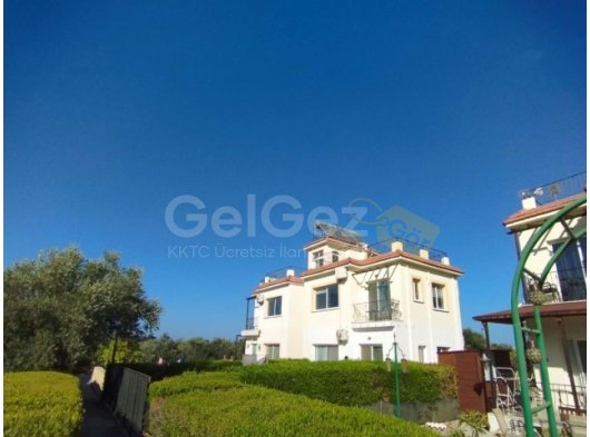 Karşıyaka'da Kiralık 2 Yatak Odalı Daire