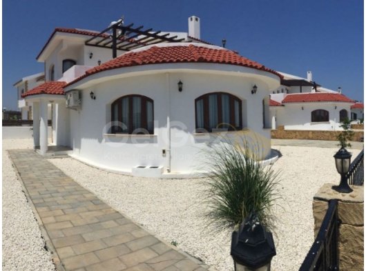 Müstakil, 3 yatak odalı, full eşyalı villa, taksitli