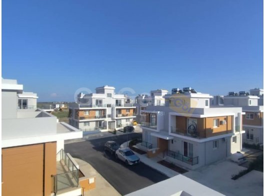 Kaçırılmayacak bir fırsat Satilik 3+1 villa long beach