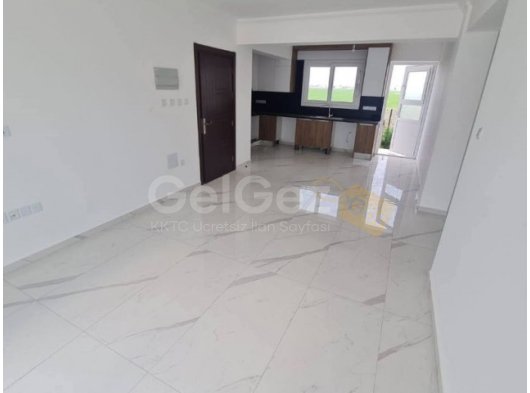 Acil satılık: 2+1 daire, zemin kat, KDV, TRAFO ödenmiş, Elite projesinde