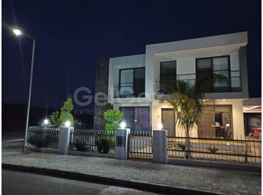 acil satılık: Mağusa şehrinde bağımsız 3+1 villa, tapusu hazır, full eşyalı.