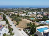 Girne Bellapais'te 2 Villa Yapımına Uygun Full Deniz Manzaralı 1535 m2 Satılık Arsa