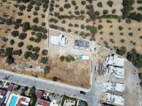 Girne Lapta'da Deniz Manzaralı 701 m2 5 İmarlı Satılık Arsa