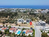 Girne Lapta'da Deniz Manzaralı 701 m2 5 İmarlı Satılık Arsa