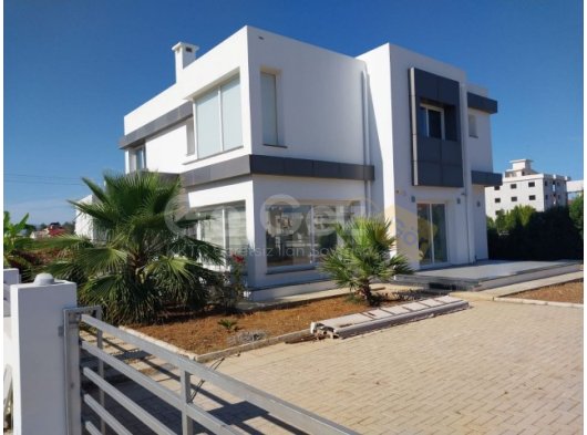 GAZİMAĞUSA YENİBOĞAZİÇİ 3+1 DUBLEX EŞYASIZ SATILIK VİLLA KOÇAN HAZIR