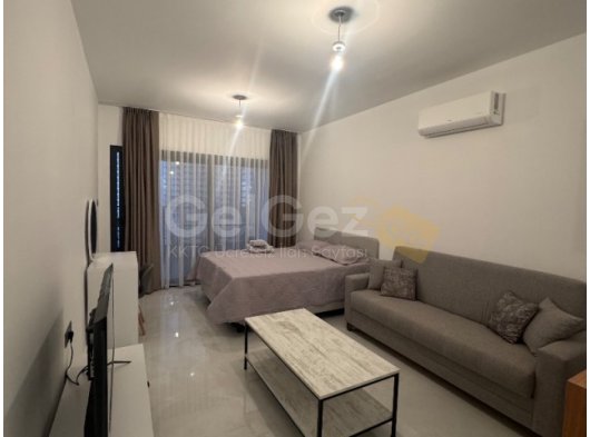 1+0 stüdyo,long beach’te sezar 6