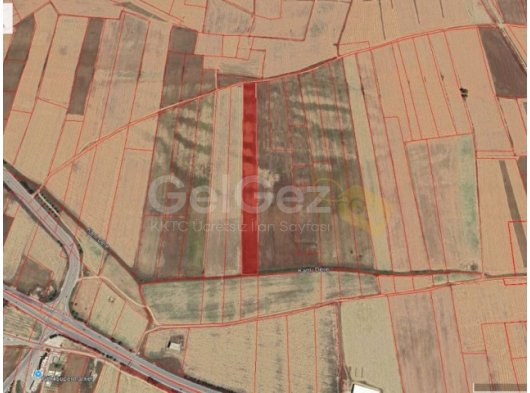 GAZİMAĞUSA DÖRTYOL 19,753M KARE FASIL 96 RESMİ YOLU OLAN ARAZİ *