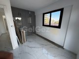 GAZİMAĞUSA KARAKOL MAHALLESİ DAÜ YAKININDA SATILIK 2+1 PENTHOUSE *