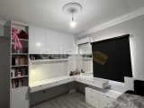 İSKELE MERKEZDE SATILIK FULL EŞYALI 3+1 GENİŞ DAİRE