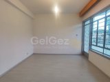 MAĞUSA MARAŞ BÖLGESİ EŞYASIZ KİRALIK 4+2 YARI MÜSTAKİL DAİRE