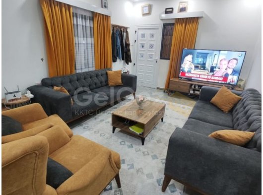 MAĞUSA MARAŞ BÖLGESİ YARI MÜSTAKİL ZEMİNKAT GENİŞ DAİRE