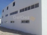 Gazimağusa Güvercinlik Sanayi Bölgesinde sende katlı, geniş kiralık dükkan