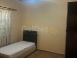 Gazimağusa Sakarya mahallesinde, DAÜ ye yürüme mesafesinde 3+1 eşyalı kiralık ikiz villa