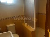 Gazimağusa Sakarya mahallesinde, DAÜ ye yürüme mesafesinde 3+1 eşyalı kiralık ikiz villa