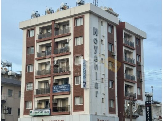 GAZİMAĞUSA SALAMİS YOLU ÜZERİNDE SATILIK TİCARİ İZİNLİ EŞYALI 2+1 DAİRE *