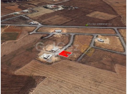 GAZİMAĞUSA MORMENEKŞE EŞDEĞER KOÇANLI SATILIK ARSA