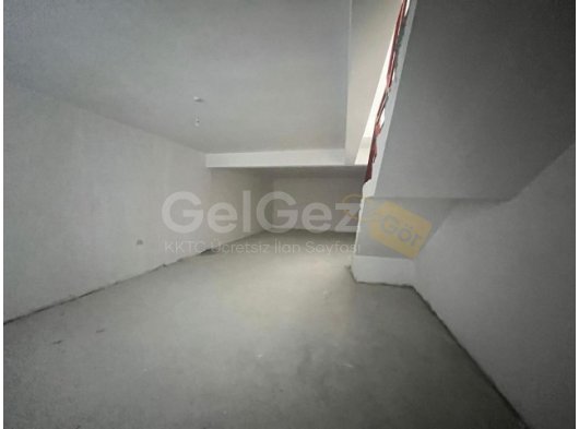 İSKELE’DE AYLIK ÖDEMELİ KİRALIK DÜKKAN