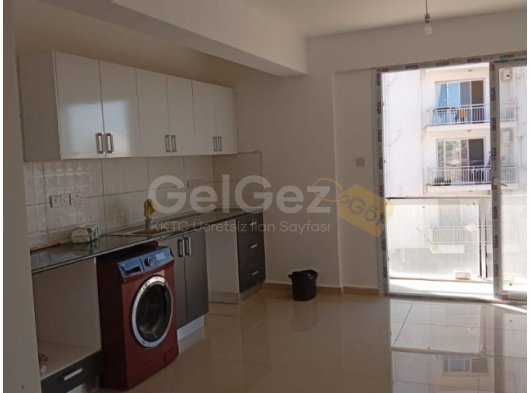 ÇANAKKALE - CİTY MALL AVM ARKASINDA KİRALIK 2+1 DAİRE