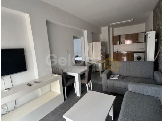 GAZİMAĞUSA TAM MERKEZDE 2+1 EŞYALI TEMİZ DAİRE