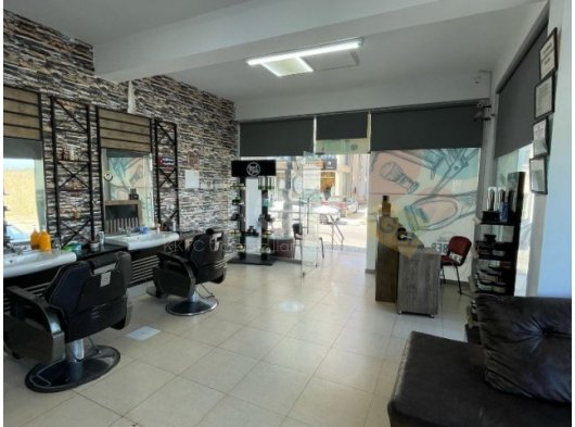 AYLIK ÖDEMELİ! MAĞUSA GÜLSEREN İŞLEK CADDEDE KİRALIK DÜKKAN