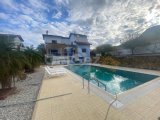 Lapta Satılık Özel Havuzlu Villa