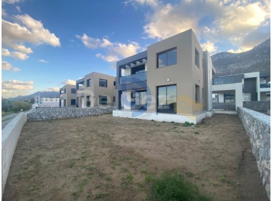 Lapta’da Sınırlı Sayıda! 4+1 Sıfır Villalarda Büyük Fırsat