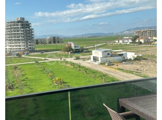 1+1 kiralik,long beach’te bina 5 katlı