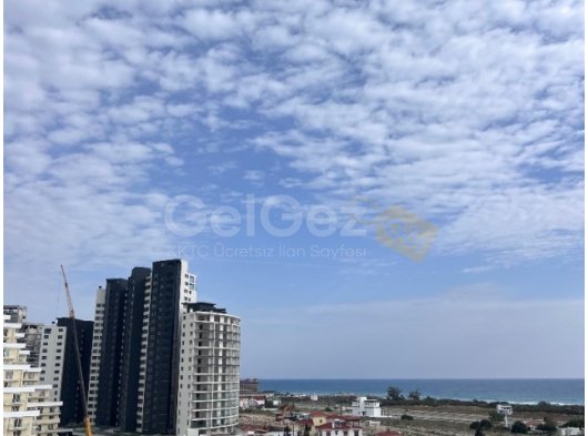 1+1 çatı katı, Long Beach'te parkresidence