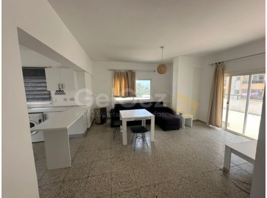 Gazimağusa Merkezde Kiralık 2+1 Penthouse Daire