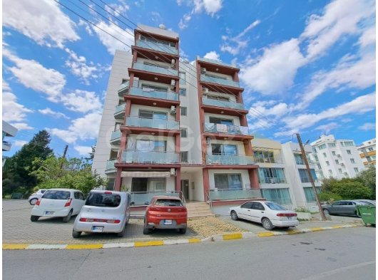 Girne Merkezde Satılık 2+1 Daire