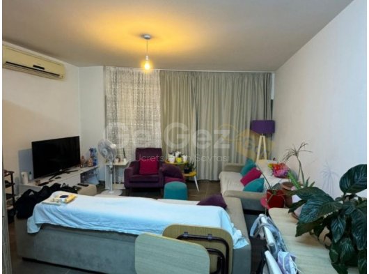 Gazimağusa merkezde satılık 2+1 daire