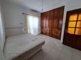 Hasan Uzun Petrol Pompası'na yakın konumda 3 yatak odalı villa kiralıktır Alsancak Girne (özel yüzme havuzu)