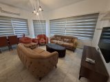 Girne'nin (Lapta Yuruyus Yolu) sahilinde bulunan güzel 3 yatak odalı teras daire kiralık