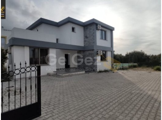 Almond Tree Holidays Alsancak Girne yakınında Kıralık 4 Yatak Odalı Villa Konum