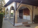 Nice 3 Bedroom Villa For Rent location Near Cratos Hotel Catalkoy Girne (Diana 5 minutes walking distance)