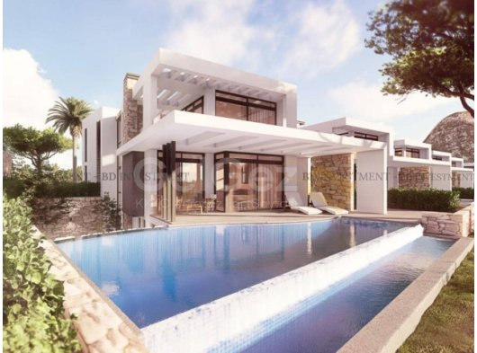 Hem Deniz Hem Havuz'un Tadını Çıkarın...