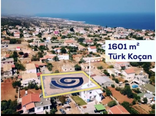 Esentepe Merkezde Deniz Manzaralı Villanızı Yapmanız İçin 1601 m² Arsa