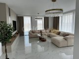 Grand Sapphire. En geniş Full Eşyalı 2+1 Daire. Tüm vergi, klima ve eşya giderleri ödenmiş. 240 m2 + 60 m2 balkon