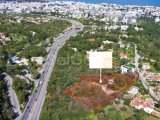 Görsel açıdan hoş 5 Yatak Odalı Villa Satılık Konum Üst Girne (Türk Tapulu Arazi 7632m2) (benzersiz ve şık konut)