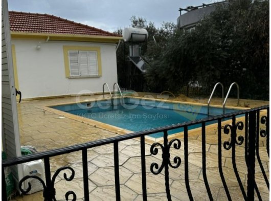 Girne Karaoğlanoğlu 3+1 Kiralık Villa
