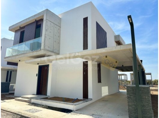 Döveç: La İsla Villas Müstakil 3+1 Villa  Teslime hazır...