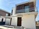 Döveç: La İsla Villas Müstakil 3+1 Villa  Teslime hazır...
