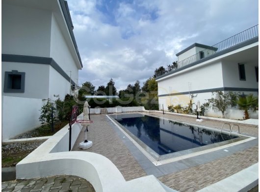 Girne Jasmine court bölgesinde kiralık 3+1 daire